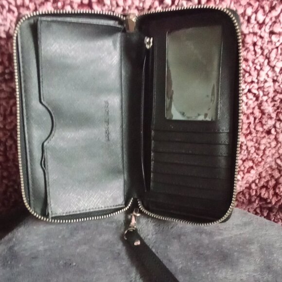 MICHAEL KORS JET SET TRAVEL - Picture 8 of 9